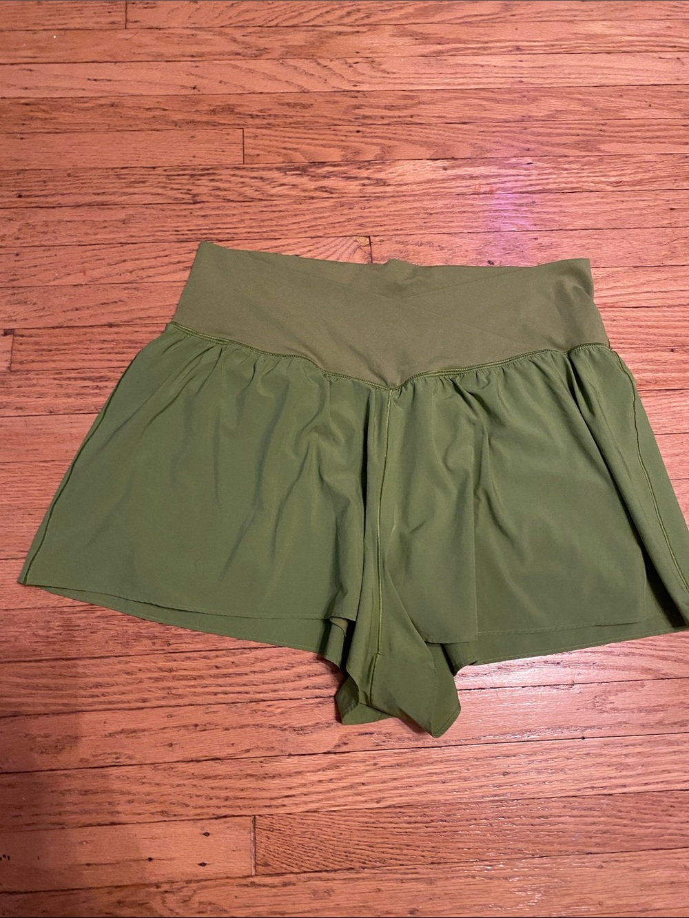 Aerie Offline activewear shorts